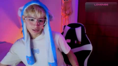 taichi online show from 18, 12, 2025