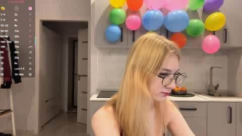 Tessa online show from 5, 4, 2026