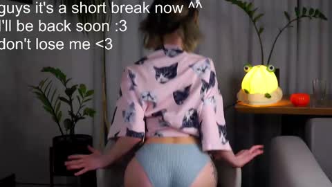 Mia online show from 25, 2, 2025