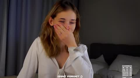 Mia online show from 16, 9, 2025