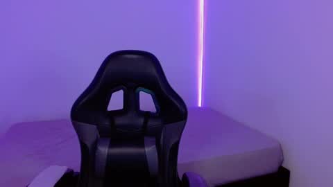 Snapshot of takeru___ chatting on 12, 9, 2025 takeru___ online show from 12, 9, 2025