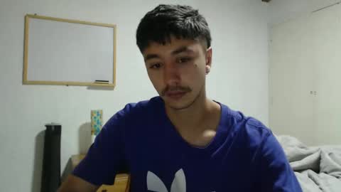 Snapshot of talhi_ chatting on 2, 1, 2025 talhi_ online show from 2, 1, 2025