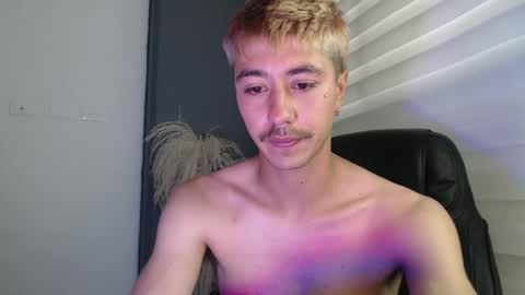 Snapshot of talhi_ chatting on 5, 2, 2025 talhi_ online show from 5, 2, 2025