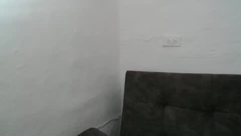 Snapshot of talhi_ chatting on 12, 11, 2025 talhi_ online show from 12, 11, 2025