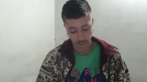 Snapshot of talhi_ chatting on 2, 12, 2025 talhi_ online show from 2, 12, 2025