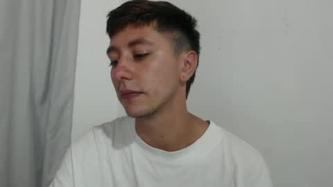 Snapshot of talhi_ chatting on 7, 1, 2026 talhi_ online show from 7, 1, 2026