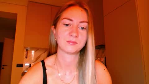  Kira  online show from 19, 11, 2025