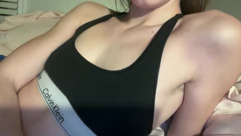 Snapshot of tallandsexyyy chatting on 17, 3, 2026 tallandsexyyy online show from 17, 3, 2026