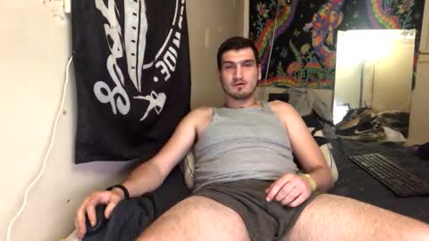 tallerandhandsomer online show from 22, 3, 2026