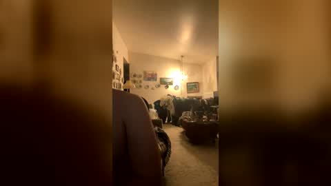 tallhandsomehung69 online show from 22, 7, 2026