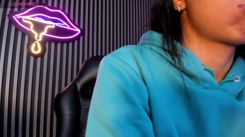 Tamy  online show from 7, 1, 2025
