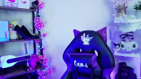 Cami 3 online show from 20, 2, 2025