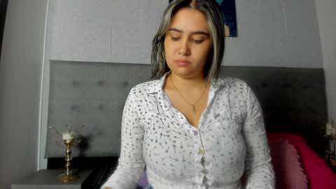 Tamy Vega online show from 7, 1, 2025