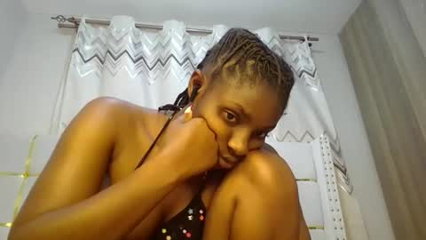 Snapshot of tamia538235 chatting on 24, 2, 2025 tamia online show from 24, 2, 2025