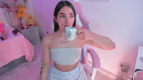 Snapshot of tammy_w chatting on 27, 12, 2024 Tammy online show from 27, 12, 2024