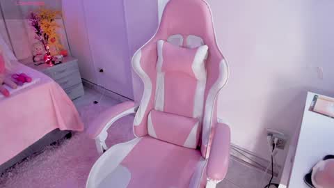 Snapshot of tammy_w chatting on 1, 2, 2025 Tammy online show from 1, 2, 2025