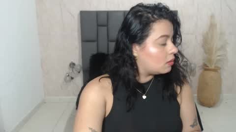 tammycooperr online show from 11, 1, 2025