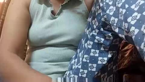 taniya_roy4628 online show from 12, 4, 2026