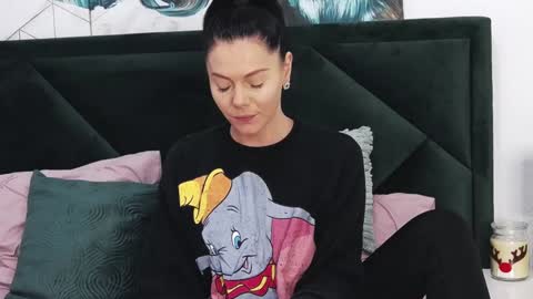 tanyaGrey online show from 18, 12, 2024