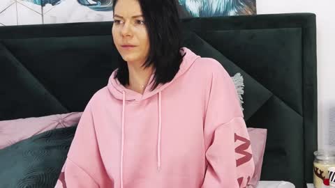 tanyaGrey online show from 9, 1, 2025