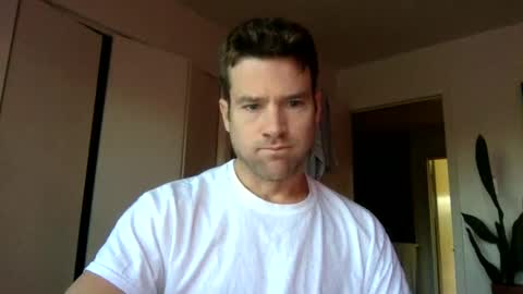 Dr. Love online show from 5, 10, 2025