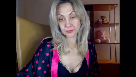 Snapshot of tanya6547 chatting on 3, 3, 2025 tanya online show from 3, 3, 2025