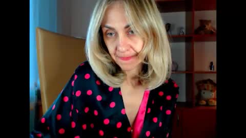 Snapshot of tanya6547 chatting on 18, 10, 2025 tanya online show from 18, 10, 2025