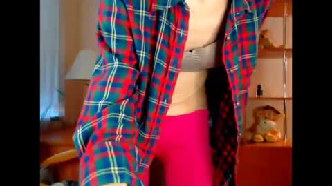 Snapshot of tanya6547 chatting on 6, 11, 2025 tanya online show from 6, 11, 2025