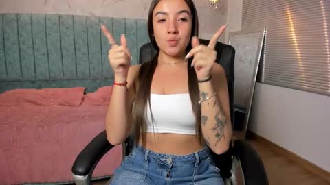 Snapshot of tara_parker chatting on 5, 2, 2026 Tara online show from 5, 2, 2026