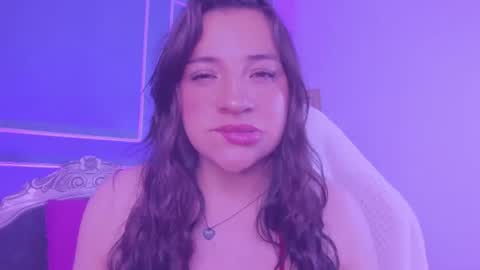 Snapshot of tarataylorr chatting on 4, 7, 2026 Tara online show from 4, 7, 2026