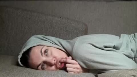 Snapshot of tarian_xxx chatting on 2, 12, 2024 T J online show from 2, 12, 2024