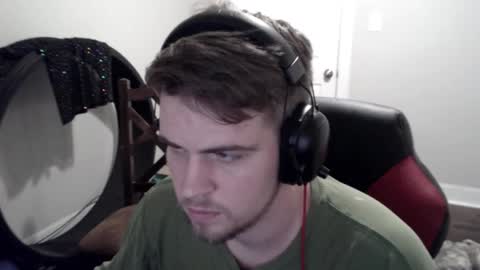 tarus333 online show from 18, 12, 2024