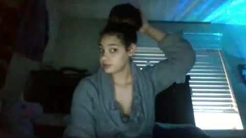 tastylolaa online show from 3, 2, 2025