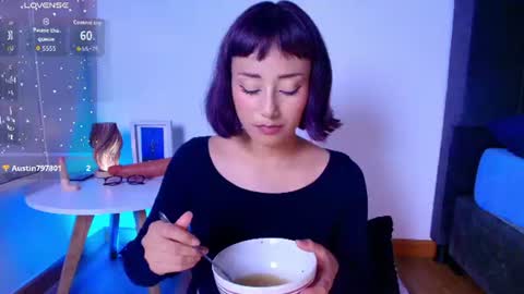 Snapshot of tati_cardenas chatting on 27, 6, 2026 AME online show from 27, 6, 2026