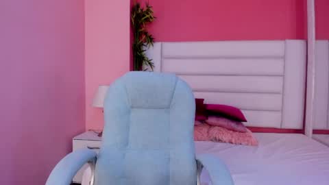 tatiana_arboleda online show from 27, 4, 2026