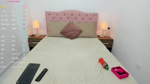 Tatiana Ayala online show from 13, 9, 2025