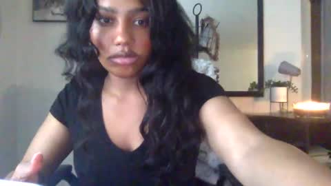 Tatianna Marie online show from 19, 12, 2024