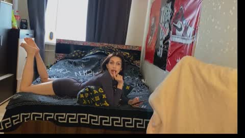 tatika_williams online show from 26, 3, 2026