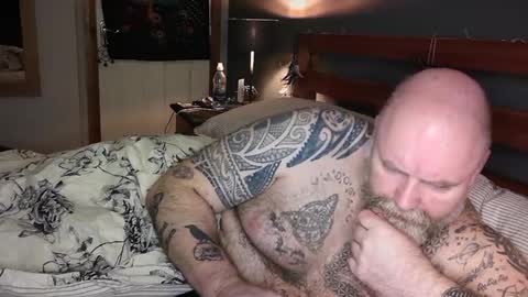 Snapshot of tattooeddilf01 chatting on 6, 12, 2024 Tattooeddilf 01 online show from 6, 12, 2024