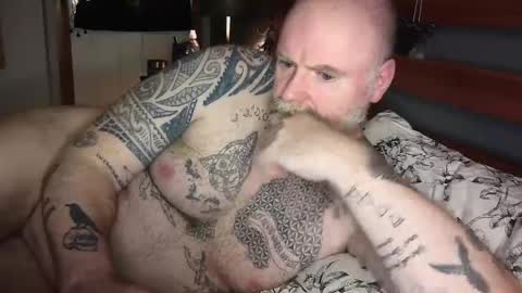 Snapshot of tattooeddilf01 chatting on 31, 12, 2024 Tattooeddilf 01 online show from 31, 12, 2024