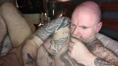Snapshot of tattooeddilf01 chatting on 5, 1, 2025 Tattooeddilf 01 online show from 5, 1, 2025