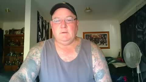 tattzsexy online show from 1, 2, 2026