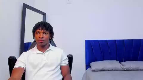 Snapshot of tau_montes chatting on 25, 9, 2025 tau_montes online show from 25, 9, 2025