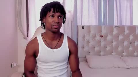 Snapshot of tau_montes chatting on 20, 10, 2025 tau_montes online show from 20, 10, 2025