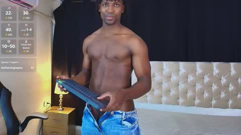 Snapshot of tau_montes chatting on 21, 3, 2026 tau_montes online show from 21, 3, 2026