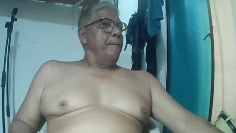 Snapshot of tavo58 chatting on 2, 5, 2026 alvarito online show from 2, 5, 2026