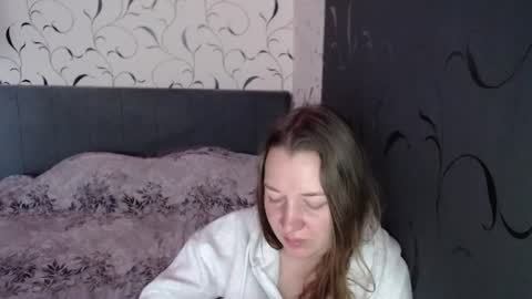 Snapshot of taxxxu chatting on 28, 7, 2026 Diana online show from 28, 7, 2026