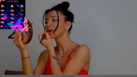 TayaKayan online show from 19, 12, 2024