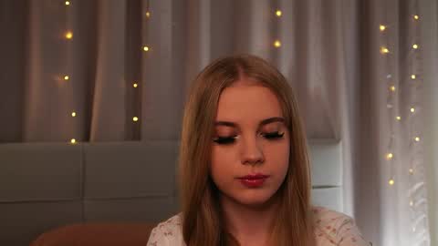 Snapshot of tayelin chatting on 13, 5, 2026 Taya online show from 13, 5, 2026