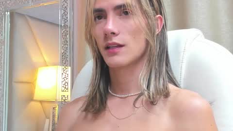 tayler_swift1 online show from 6, 3, 2025